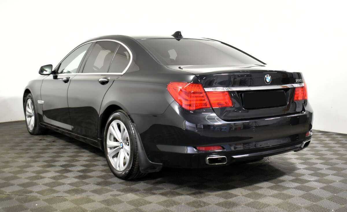 BMW 7 серии 750i xDrive, 2012 - 140 000 км. | Фото №5
