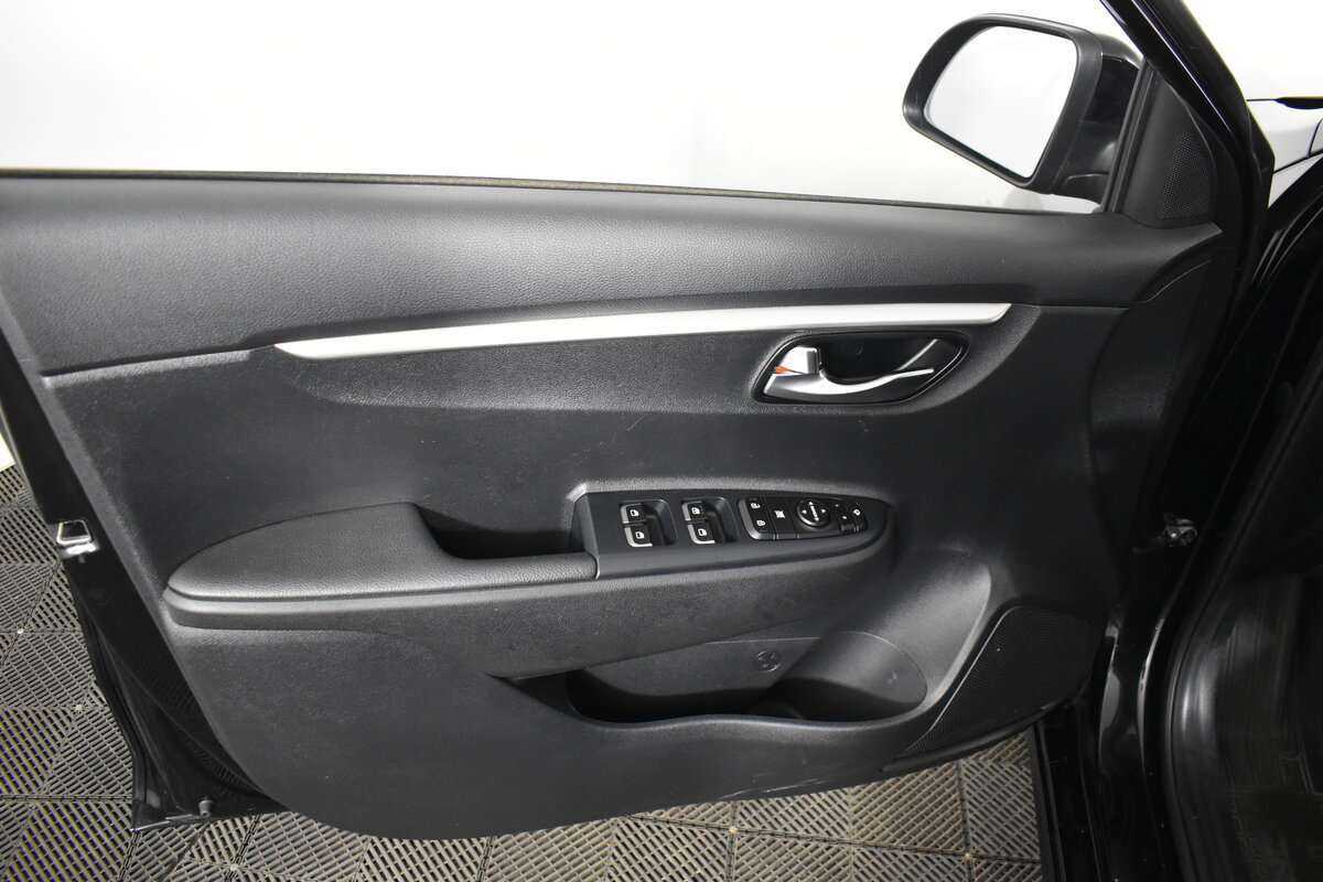 Kia Rio, 2021 Фото №13