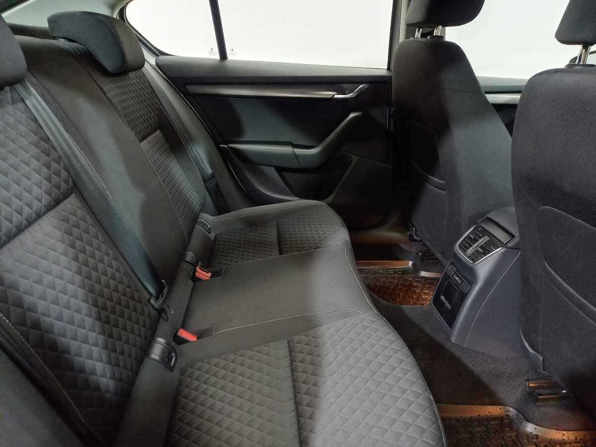 Skoda Octavia, 2018 Фото №11