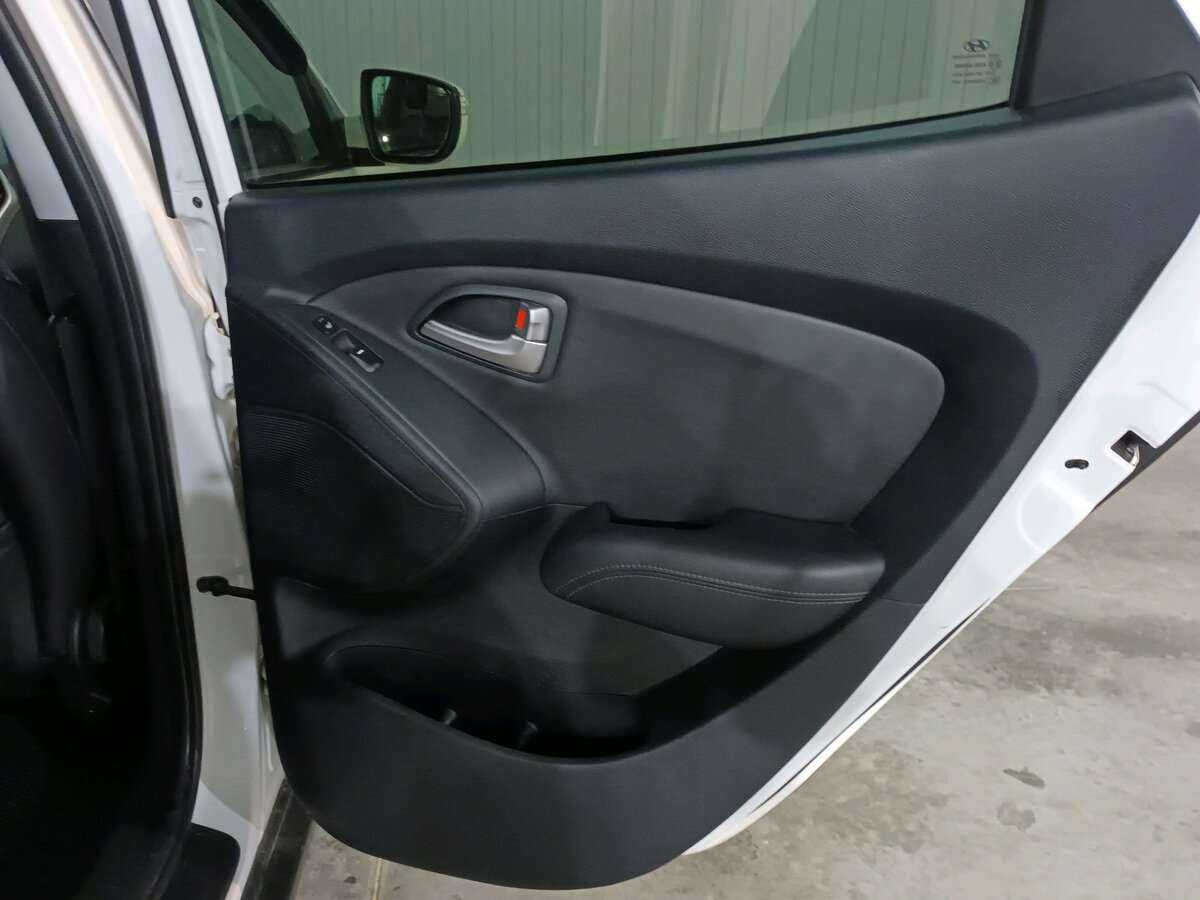 Hyundai ix35, 2012 Фото №19