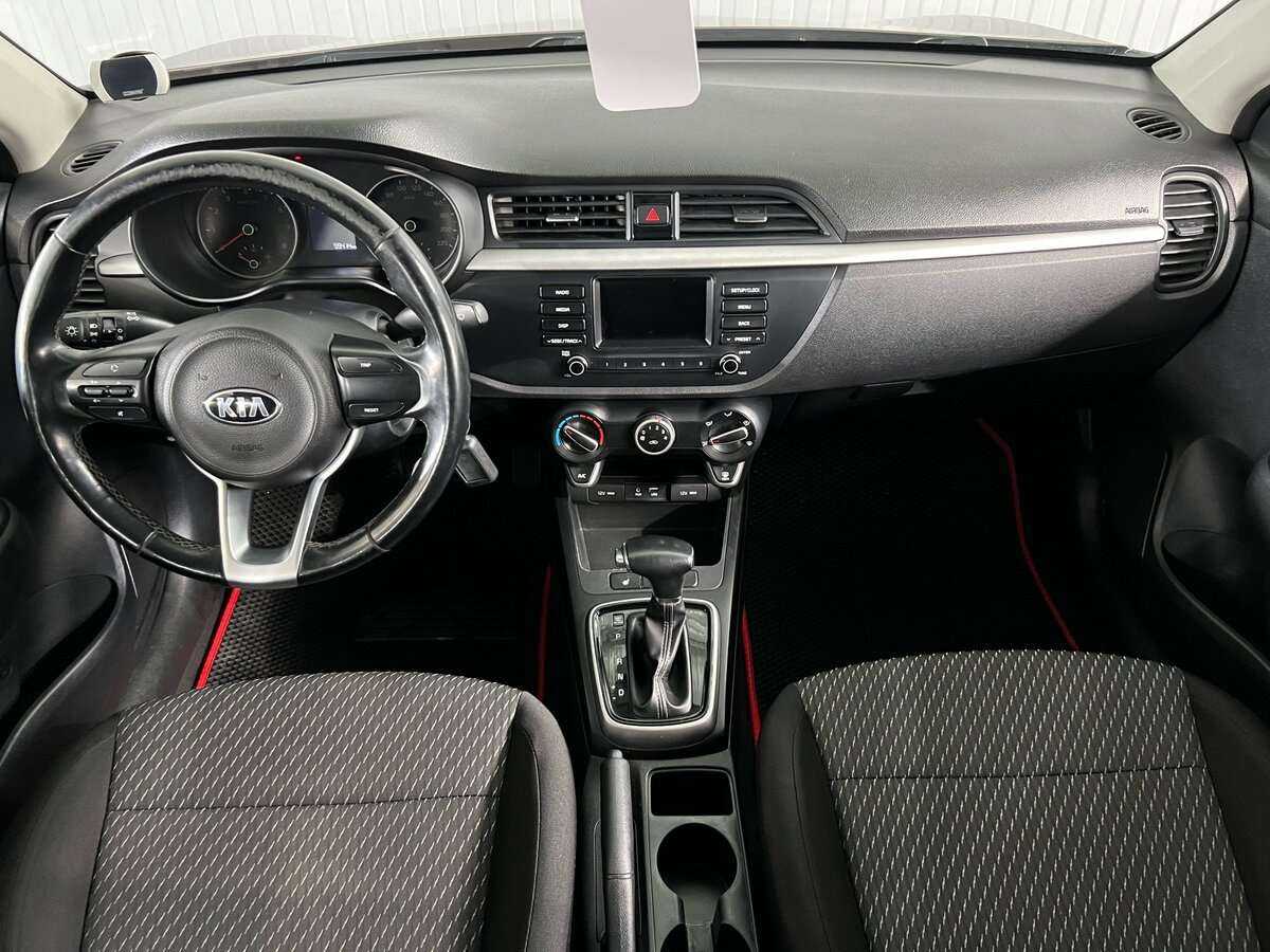 Kia Rio, 2018 Фото №12