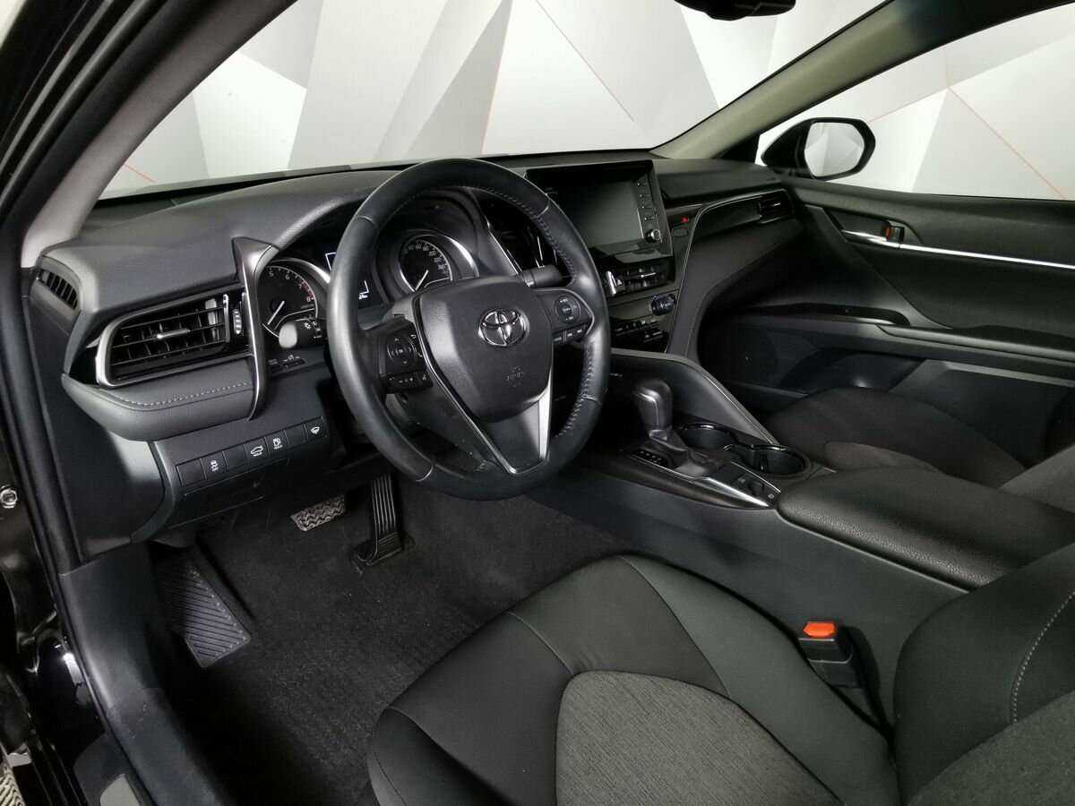 Toyota Camry, 2021 Фото №14