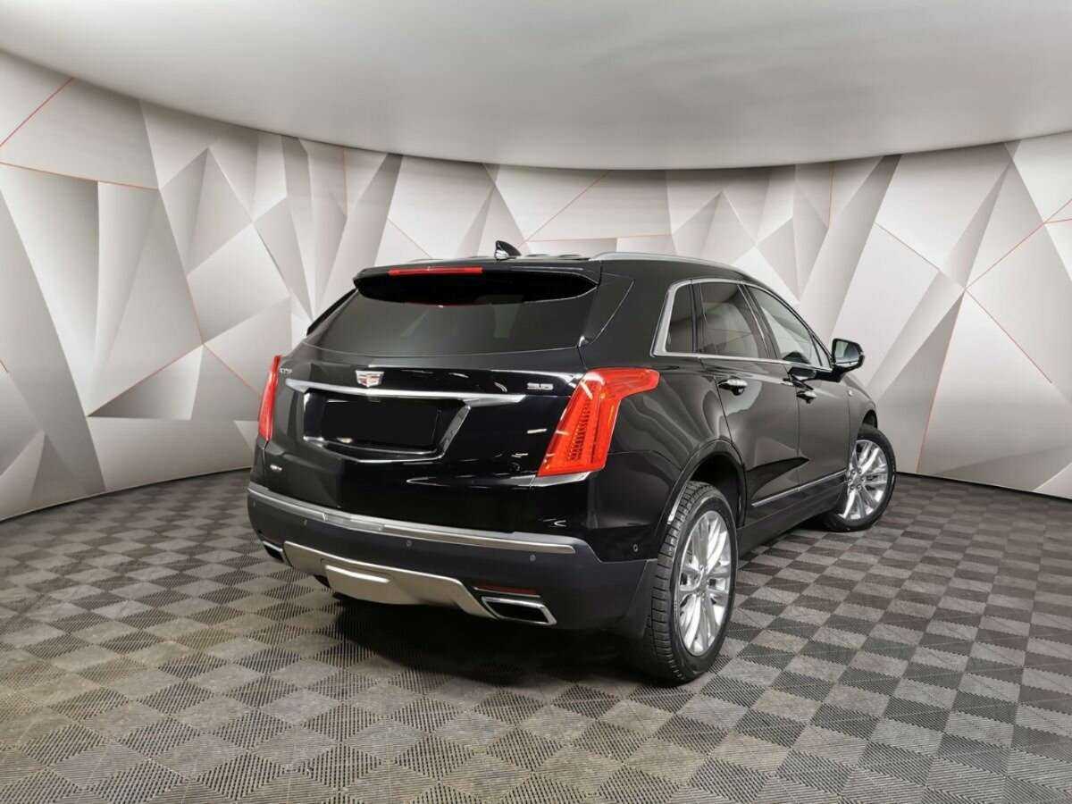 Cadillac XT5, 2016 - 89 000 км. | Фото №2