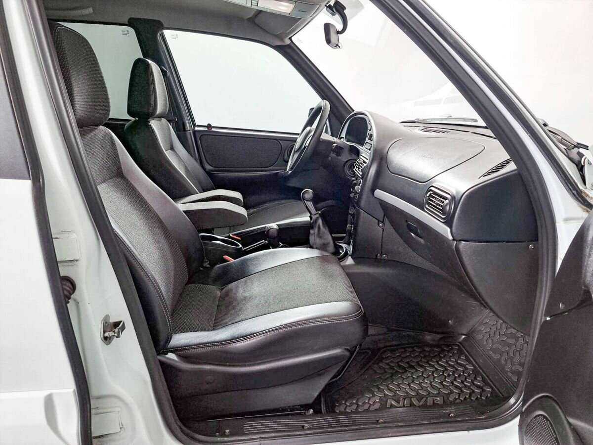 Chevrolet Niva, 2013 Фото №9