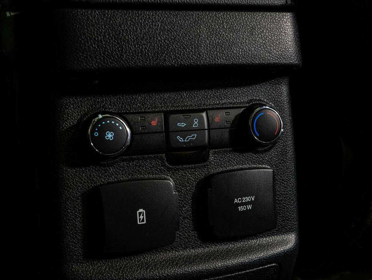 Ford Explorer, 2018 Фото №23
