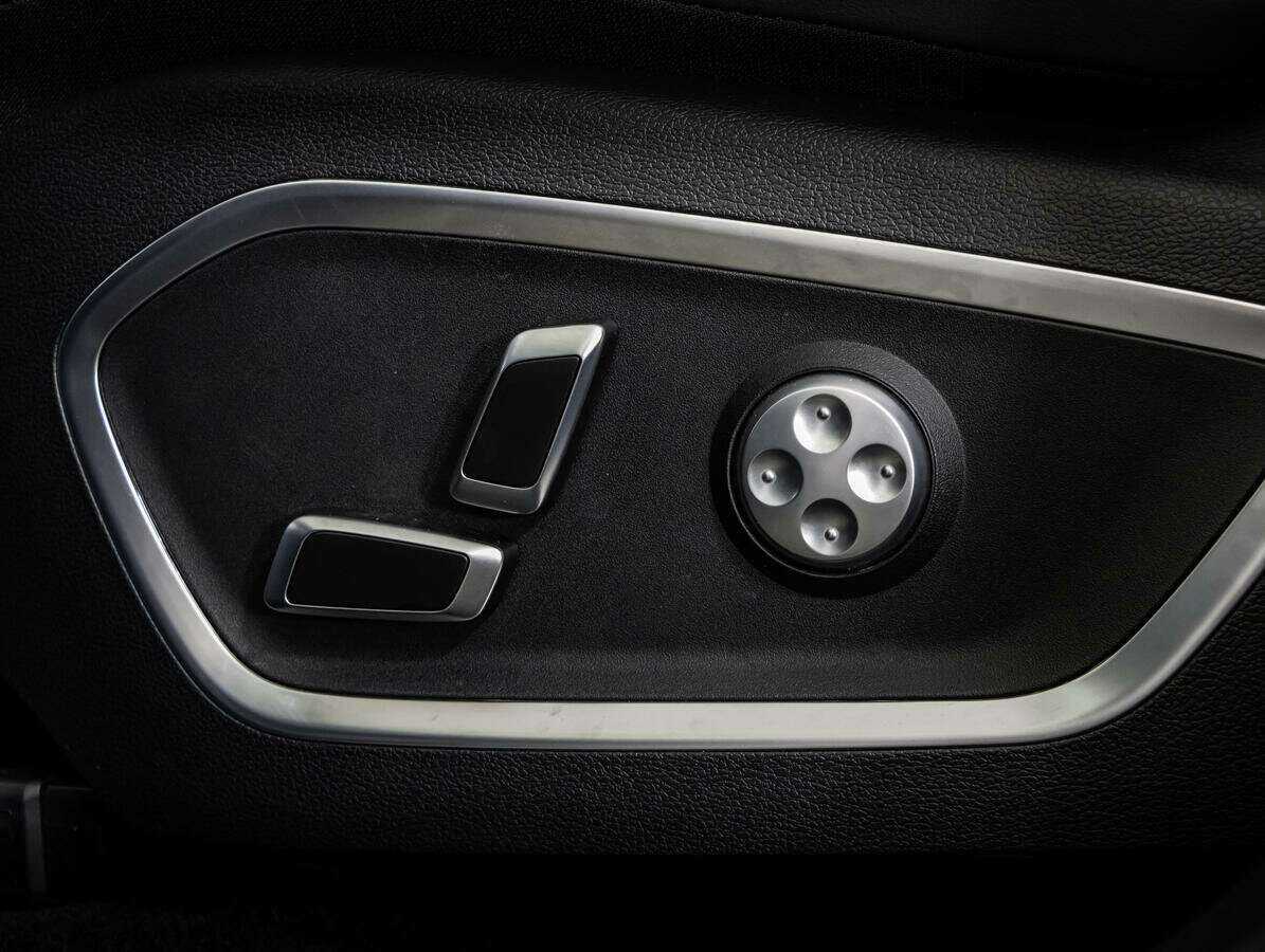 Geely Tugella, 2023 Фото №23