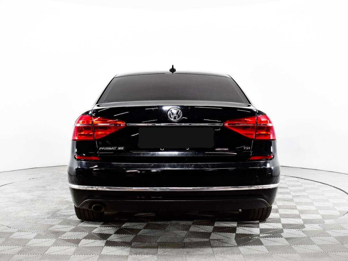 Volkswagen Passat, 2016 - 165 000 км. | Фото №6