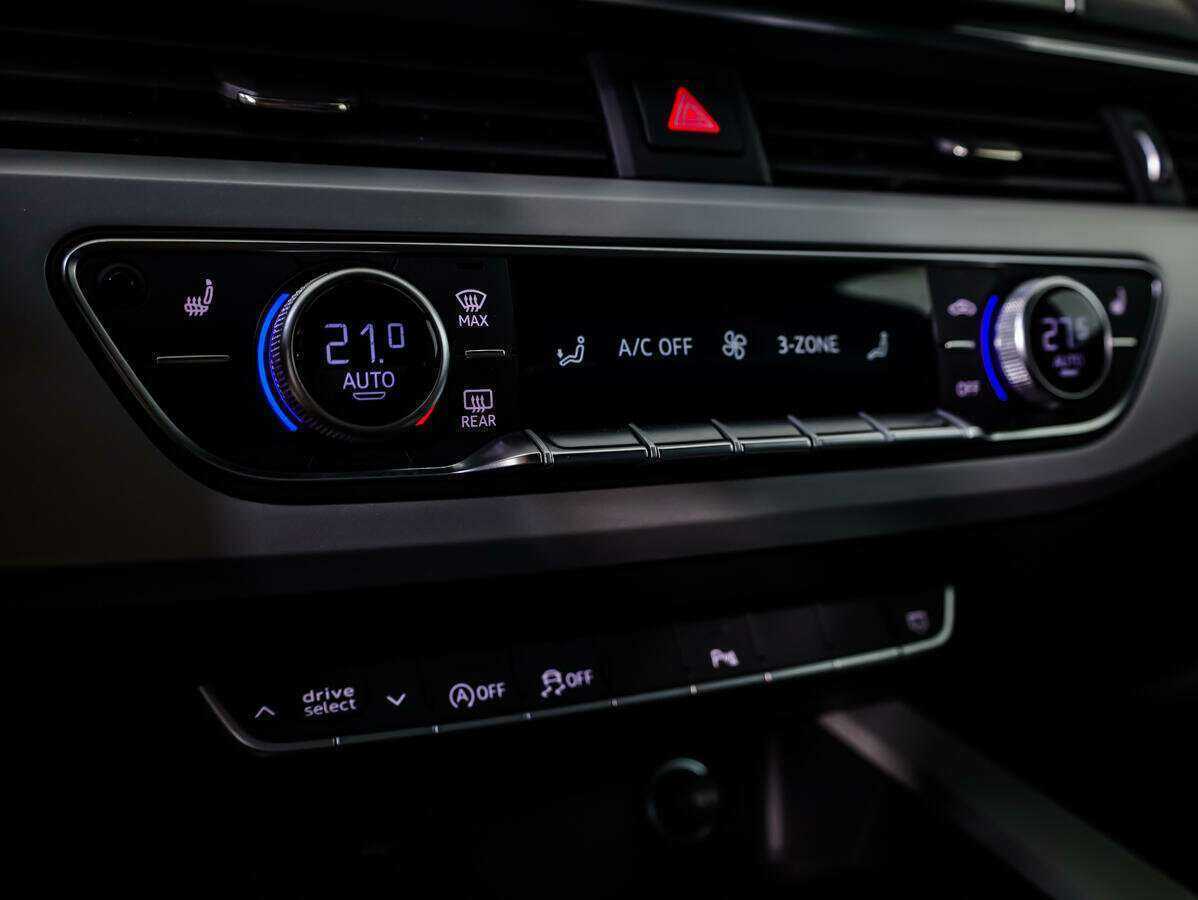 Audi A4 35 TFSI, 2021 Фото №14