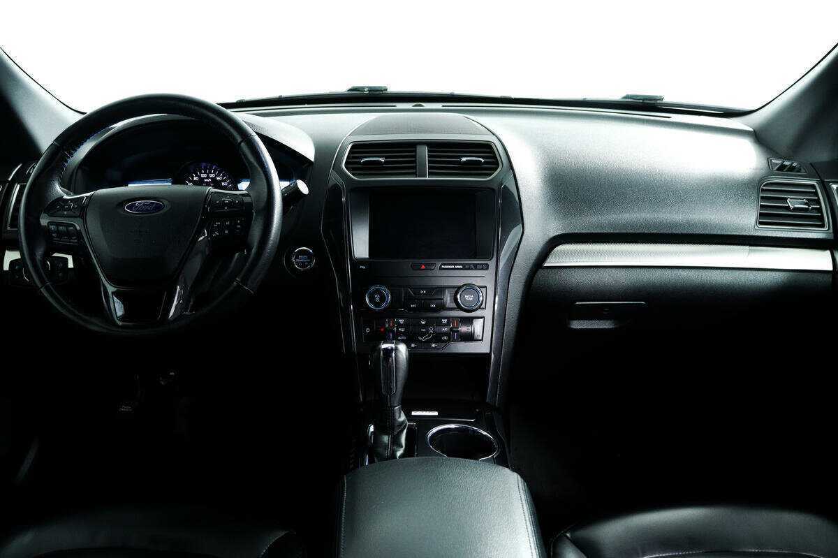 Ford Explorer, 2019 Фото №9