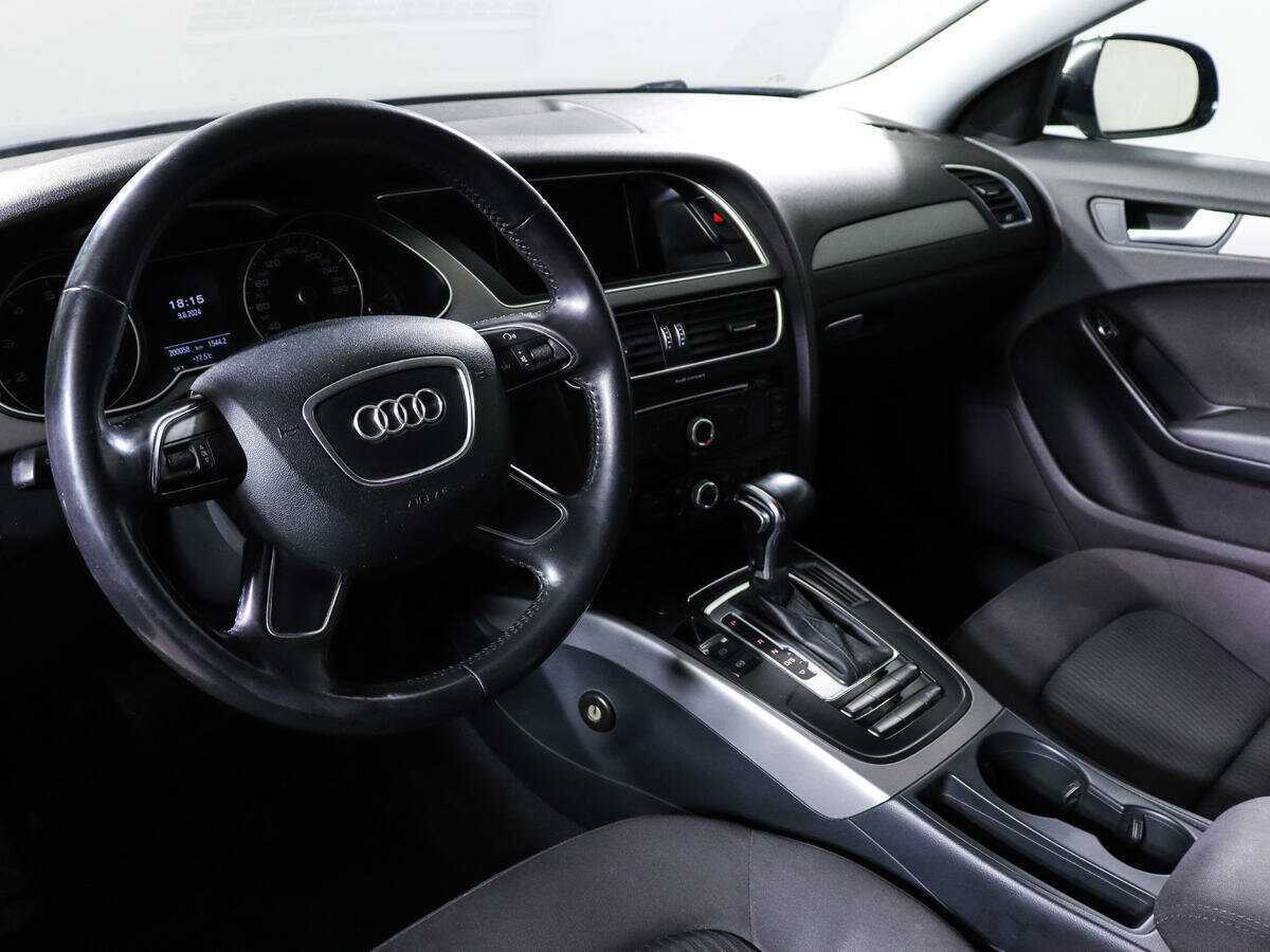 Audi A4, 2013 Фото №12