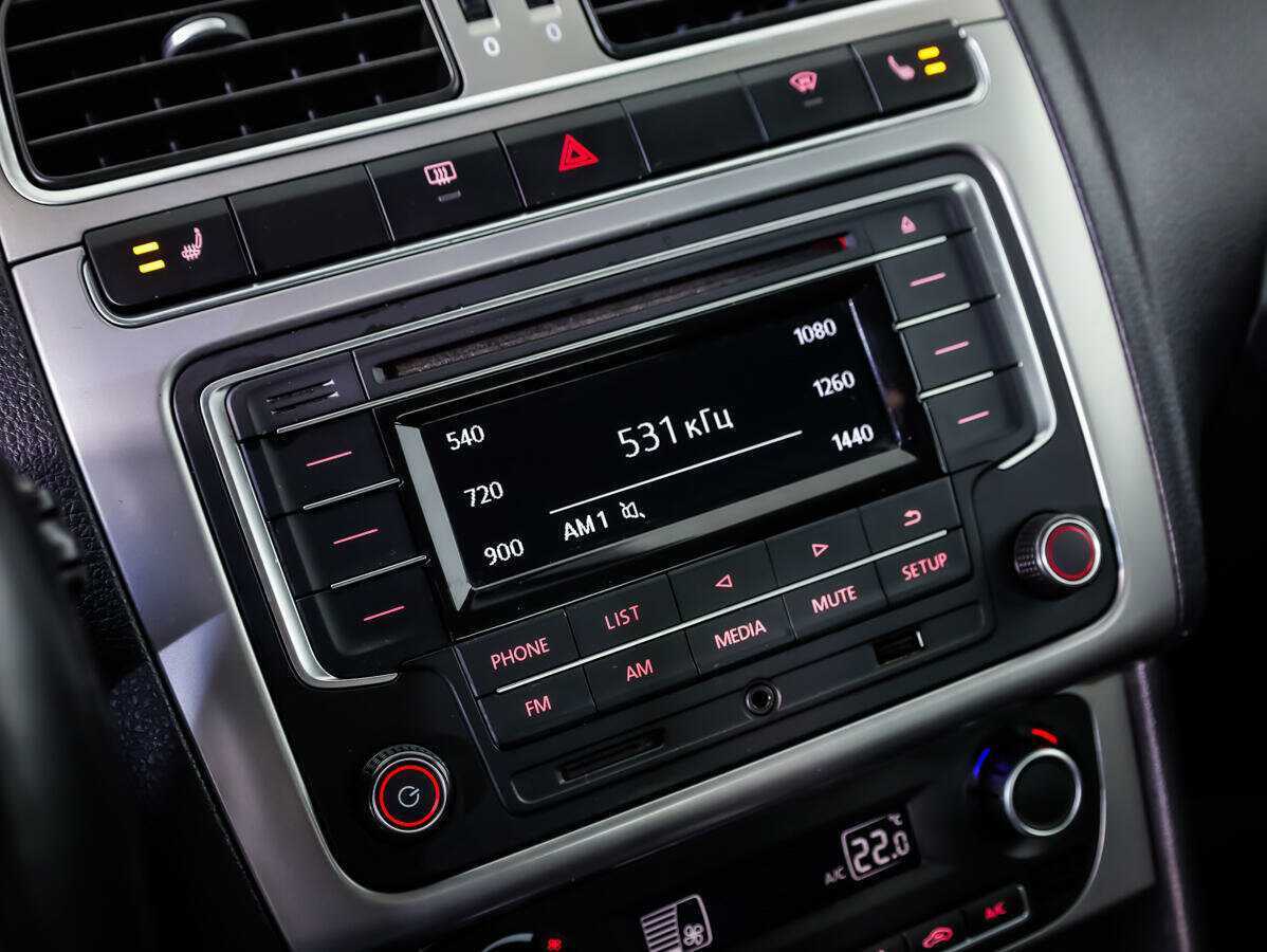 Volkswagen Polo, 2016 Фото №12