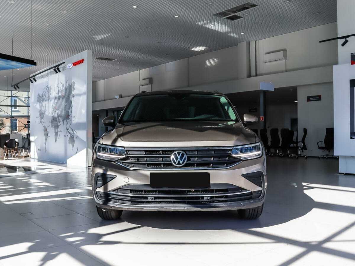 Volkswagen Tiguan, 2021 - 71 000 км. | Фото №2