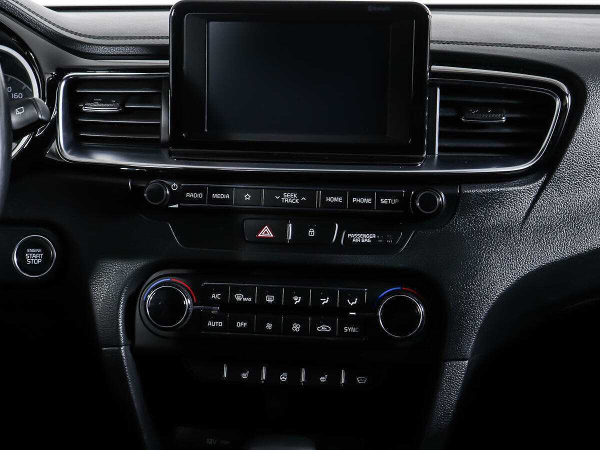 Kia Ceed, 2018 Фото №11