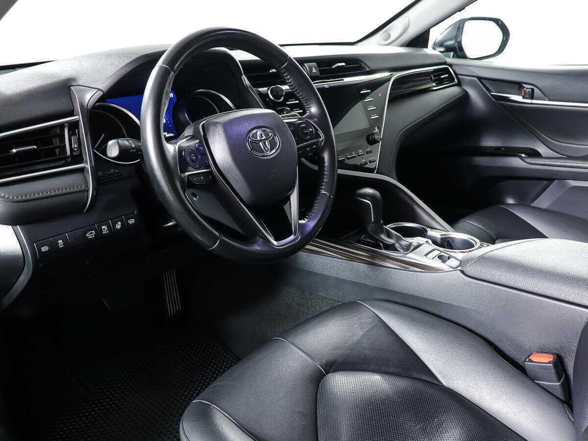 Toyota Camry, 2021 Фото №15