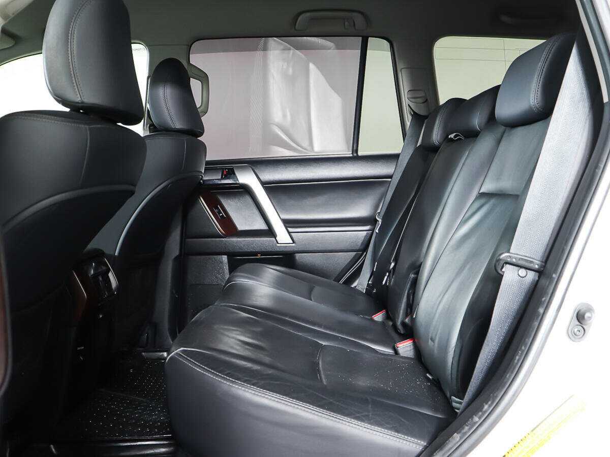Toyota Land Cruiser Prado, 2013 Фото №9
