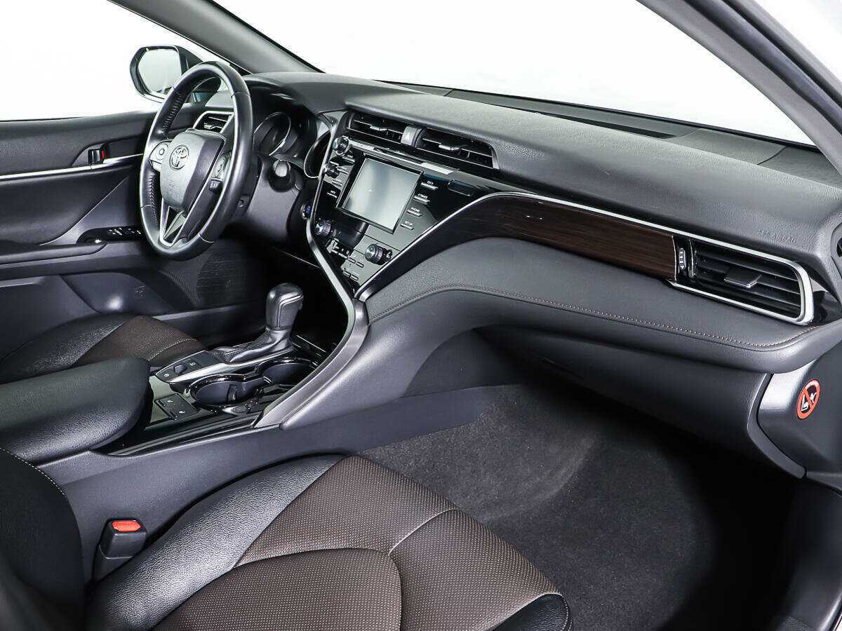 Toyota Camry, 2020 Фото №9
