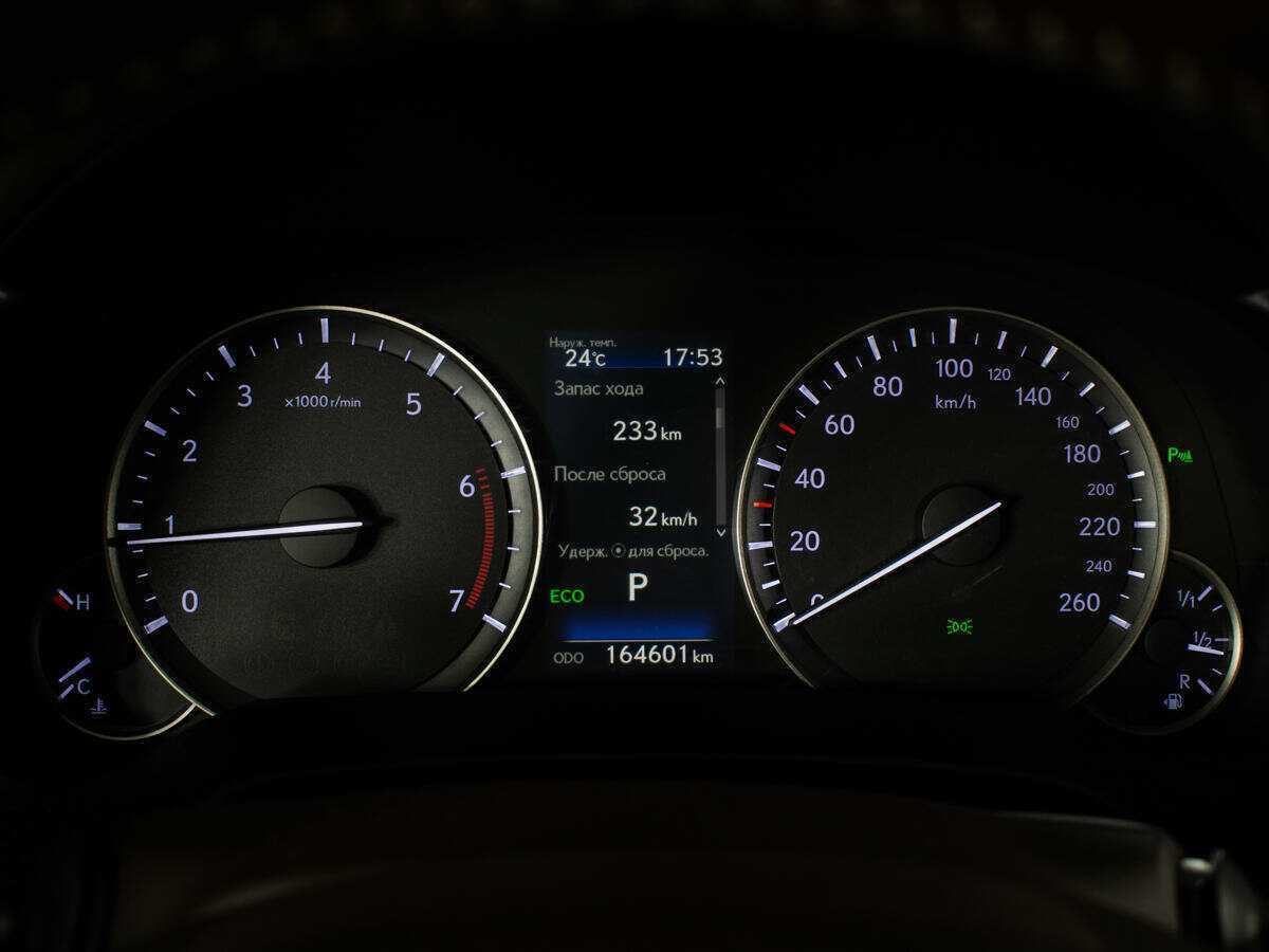 Lexus RX 200t, 2016 Фото №9