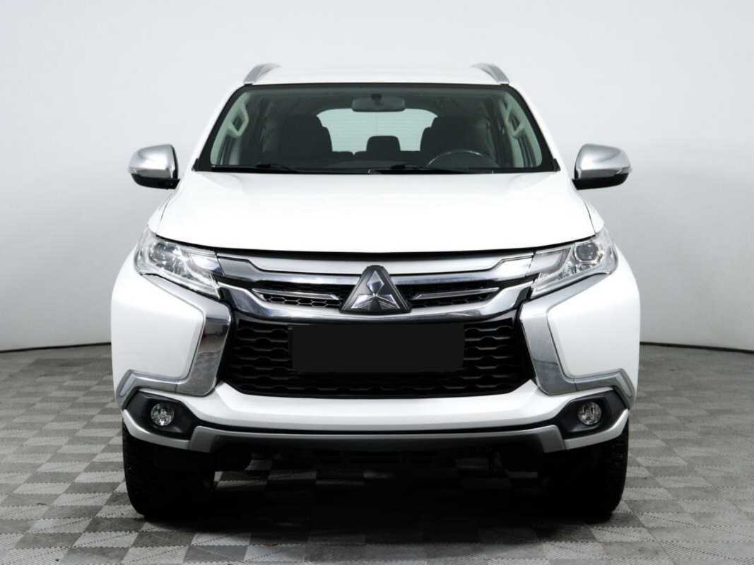 Mitsubishi Pajero Sport, 2018 Фото №2