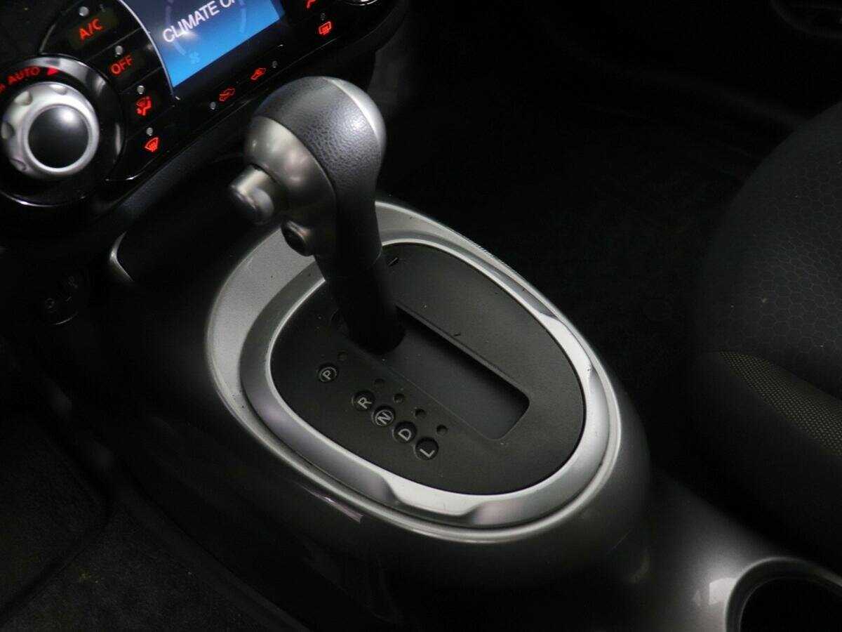 Nissan Juke, 2013 Фото №14