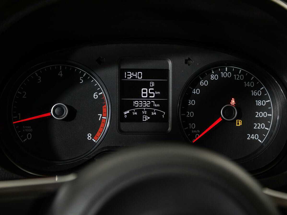 Volkswagen Polo, 2018 Фото №10