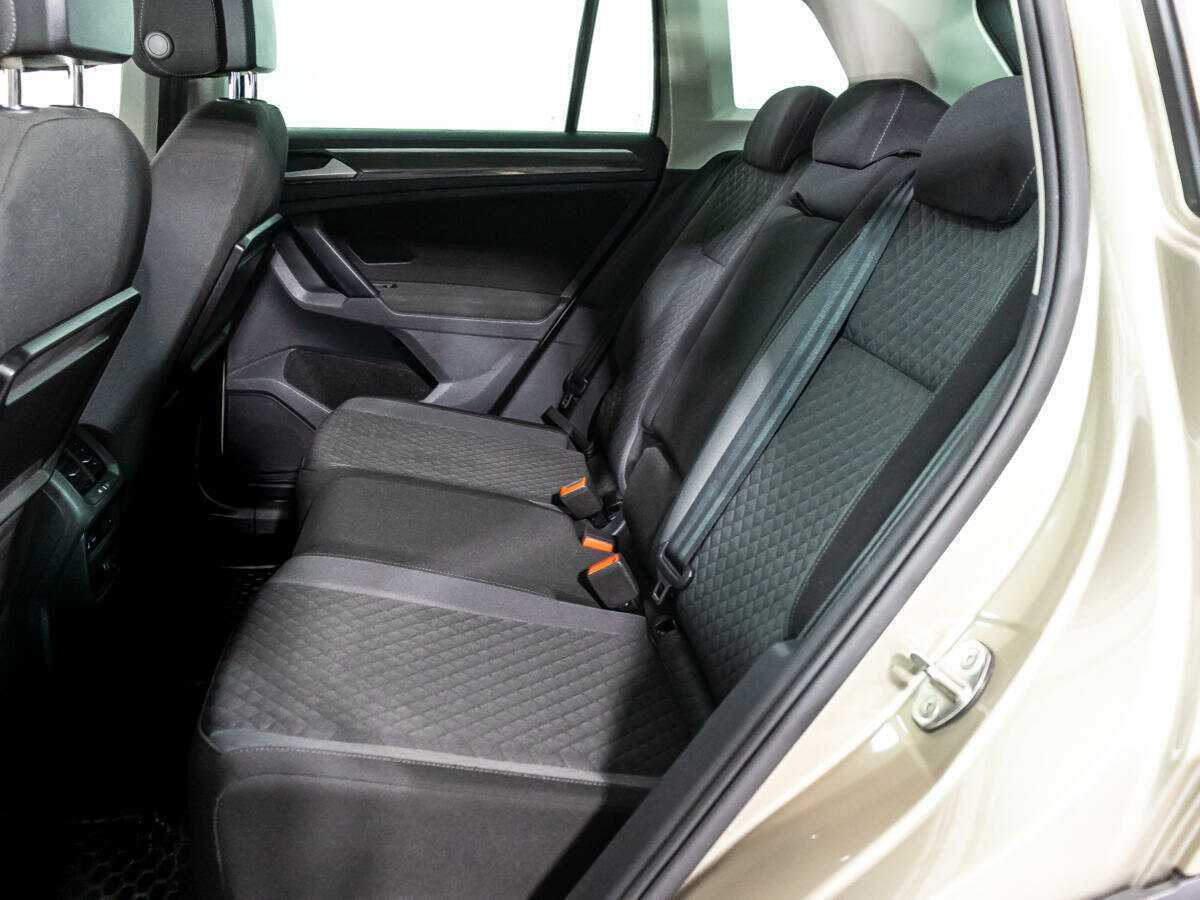 Volkswagen Tiguan, 2017 Фото №10