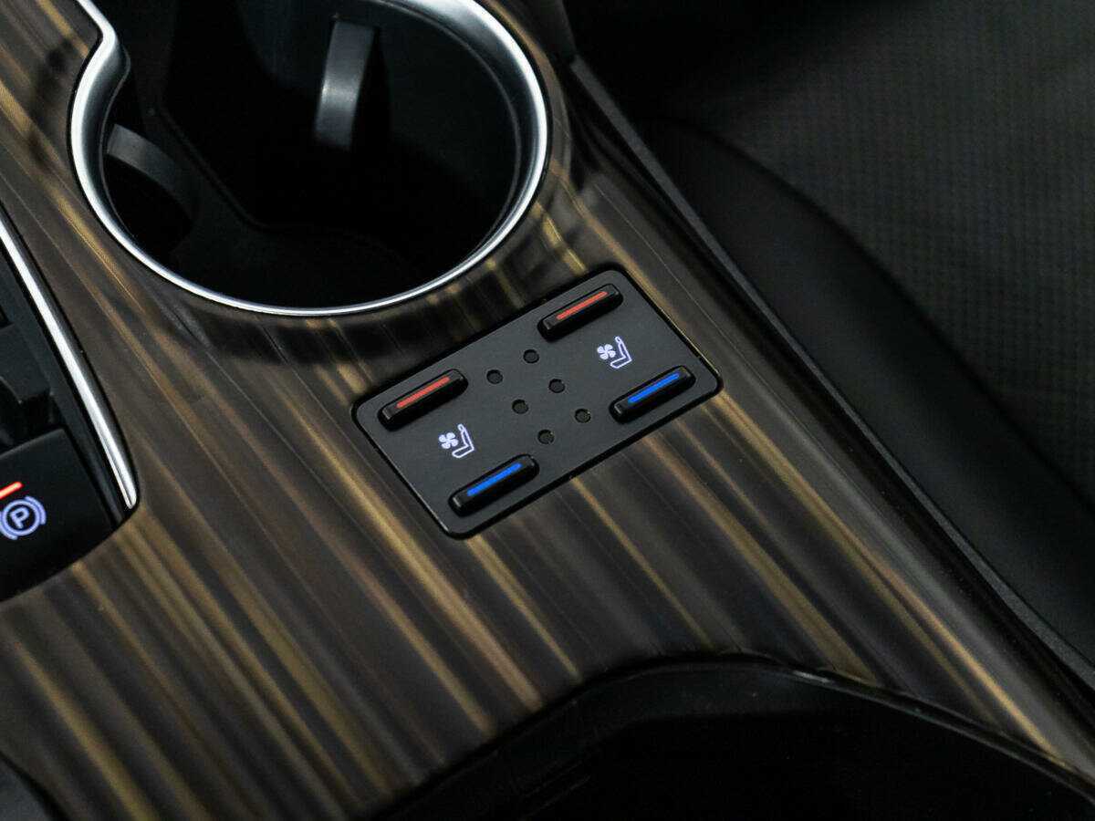 Toyota Camry, 2018 Фото №18