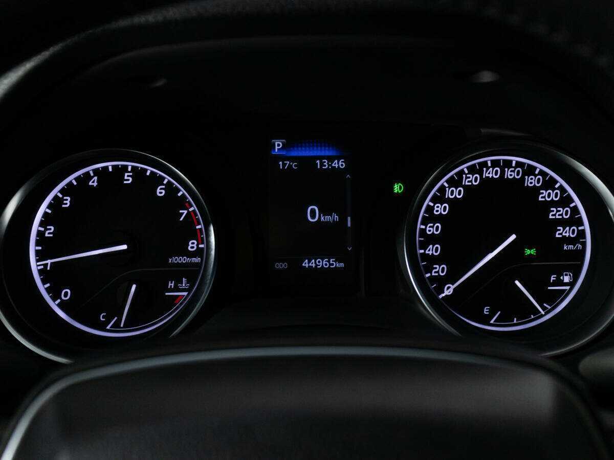 Toyota Camry, 2021 Фото №12