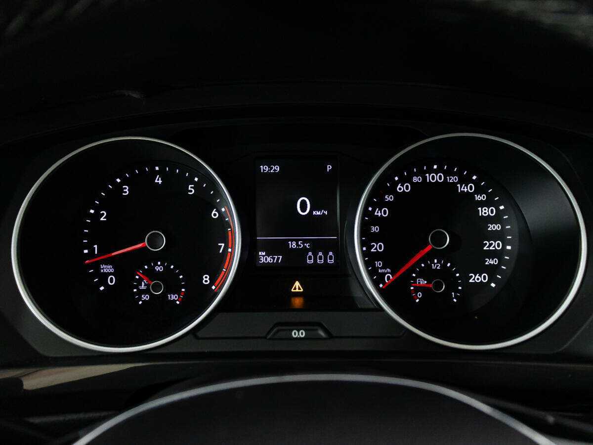 Volkswagen Tiguan, 2019 Фото №12