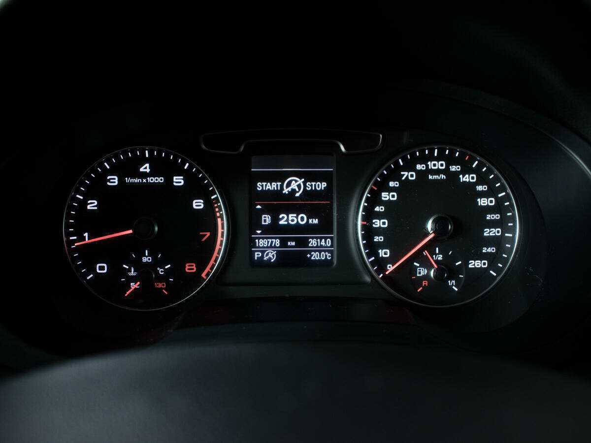 Audi Q3, 2012 Фото №11