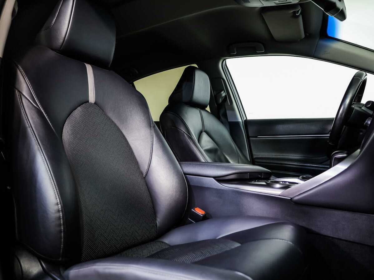 Toyota Camry, 2021 Фото №11