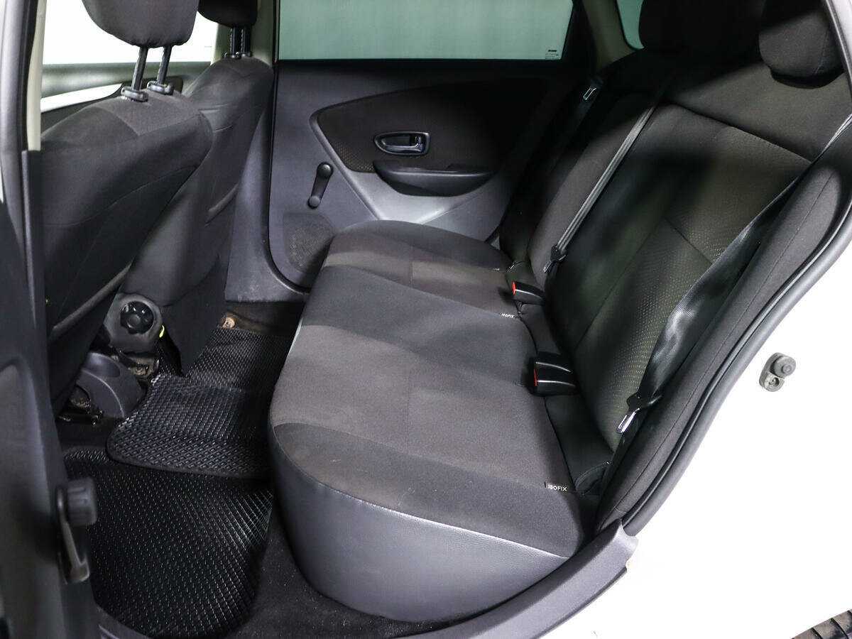 Nissan Almera, 2018 Фото №12