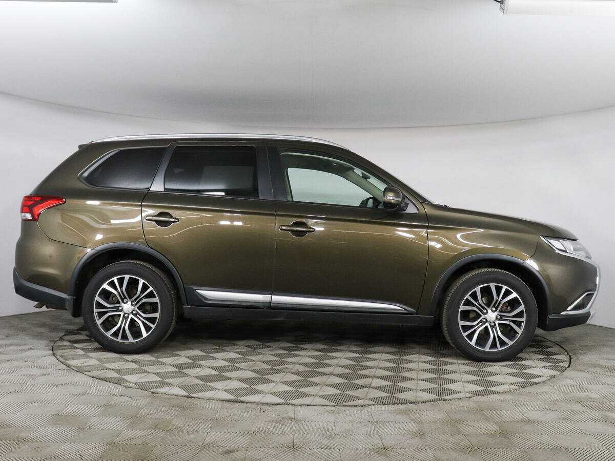 Mitsubishi Outlander, 2018 - 88 885 км. | Фото №4