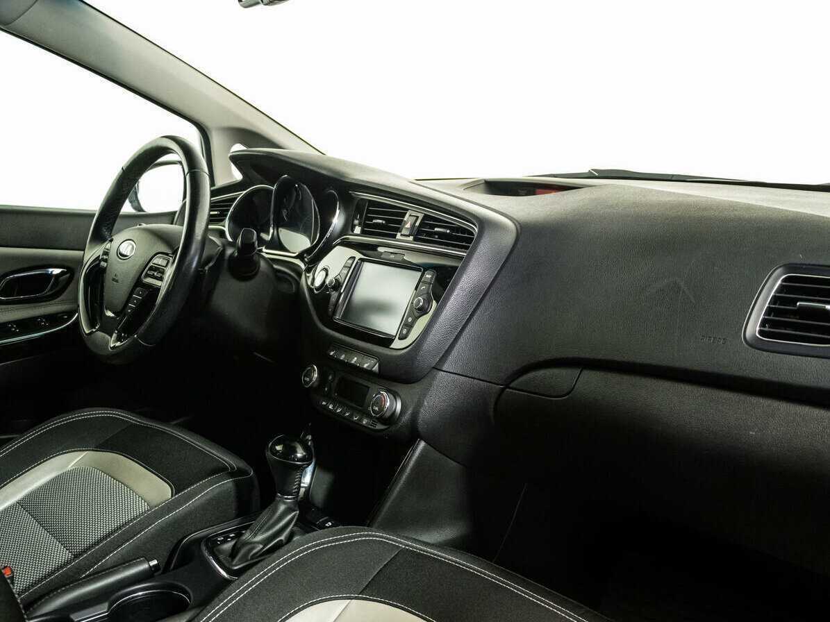 Kia Ceed, 2017 Фото №9
