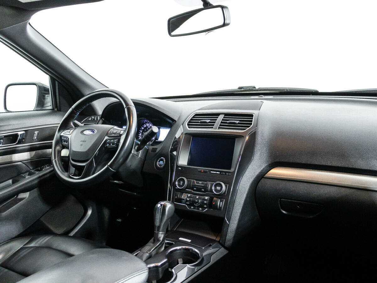 Ford Explorer, 2019 Фото №9