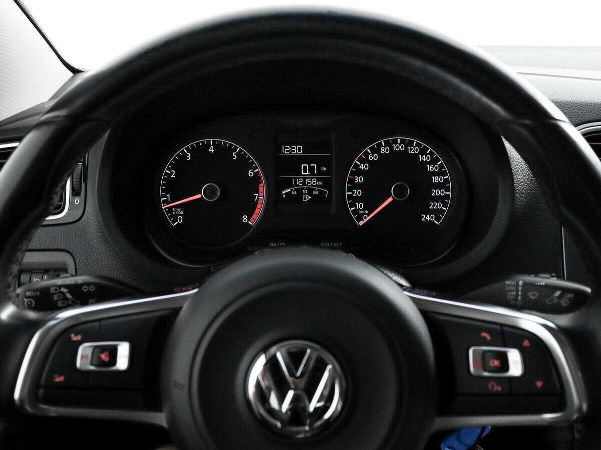 Volkswagen Polo, 2020 Фото №15