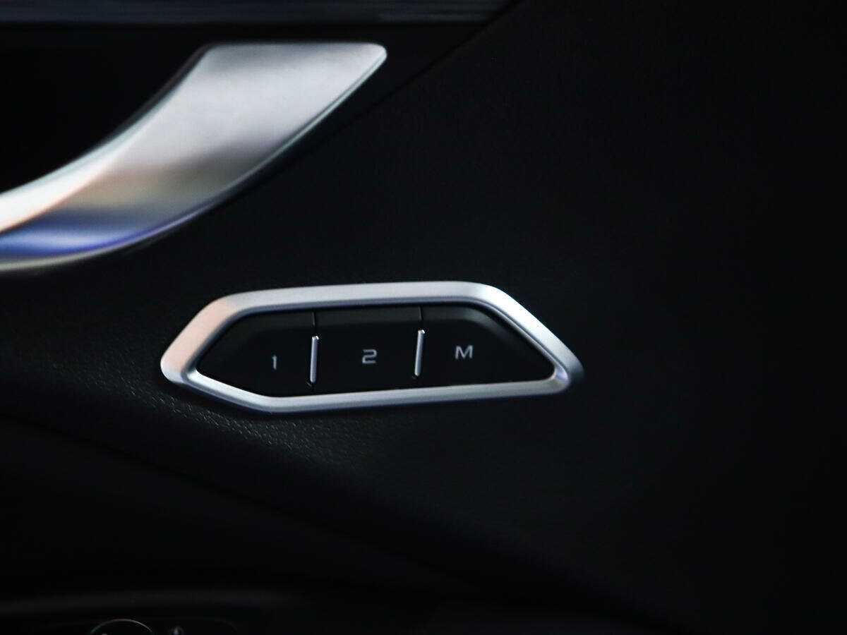 Geely Tugella, 2022 Фото №21