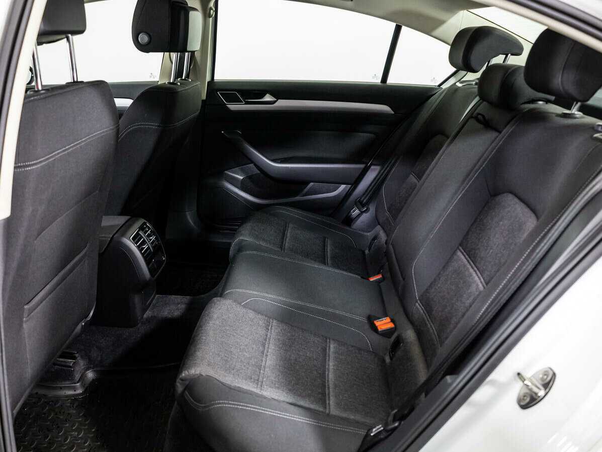 Volkswagen Passat, 2016 Фото №8