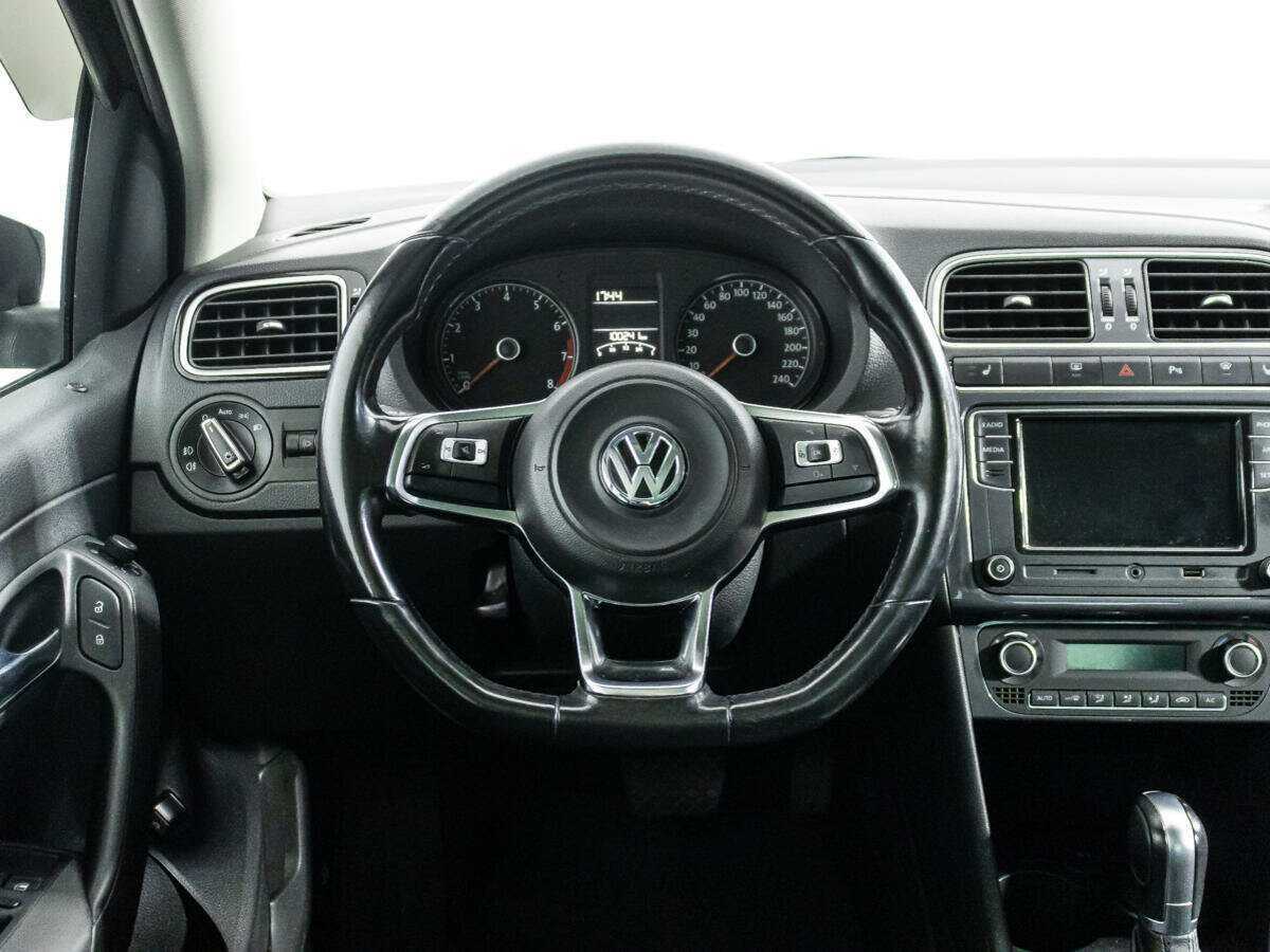 Volkswagen Polo, 2019 Фото №18