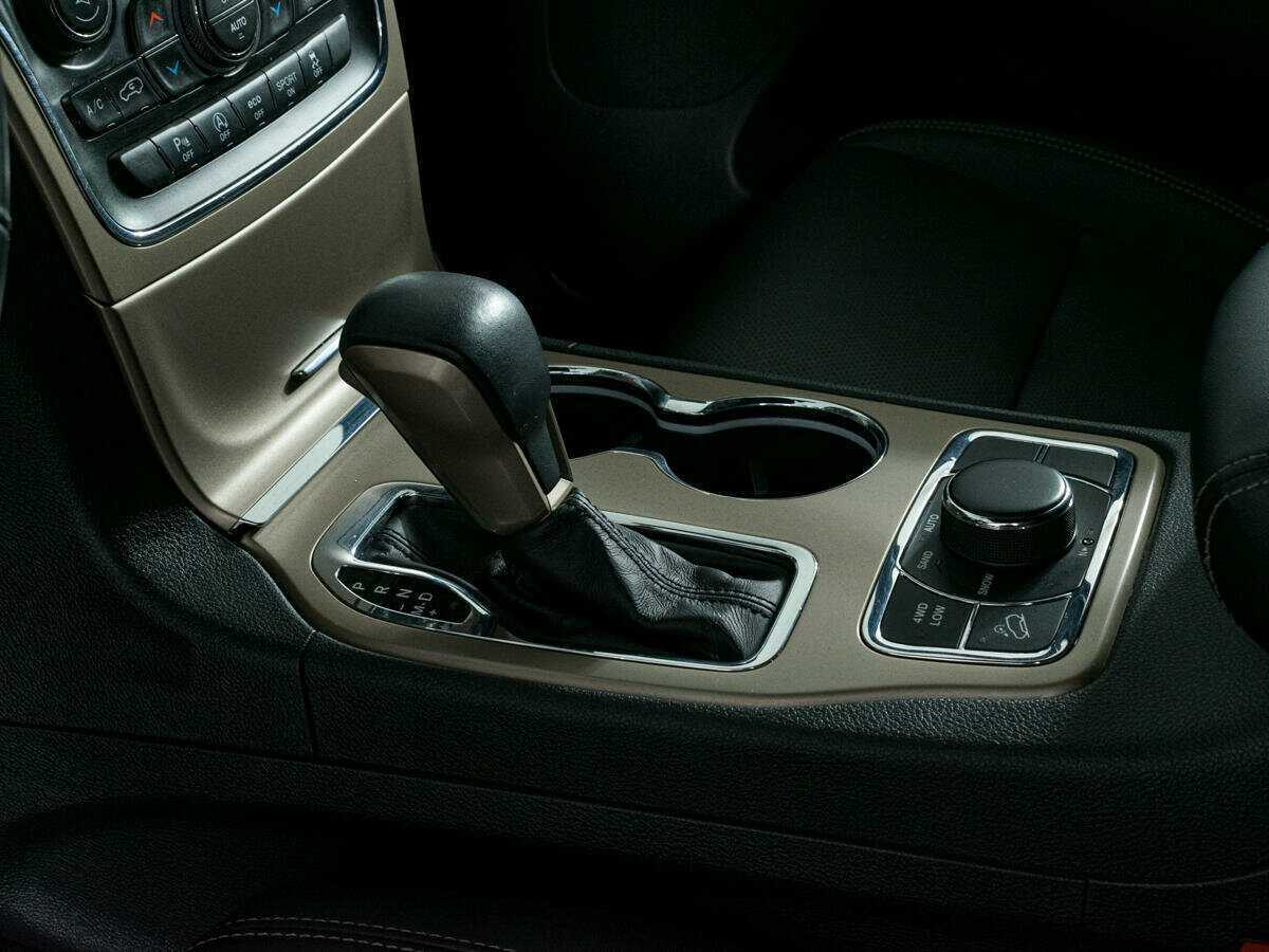 Jeep Grand Cherokee, 2016 Фото №16