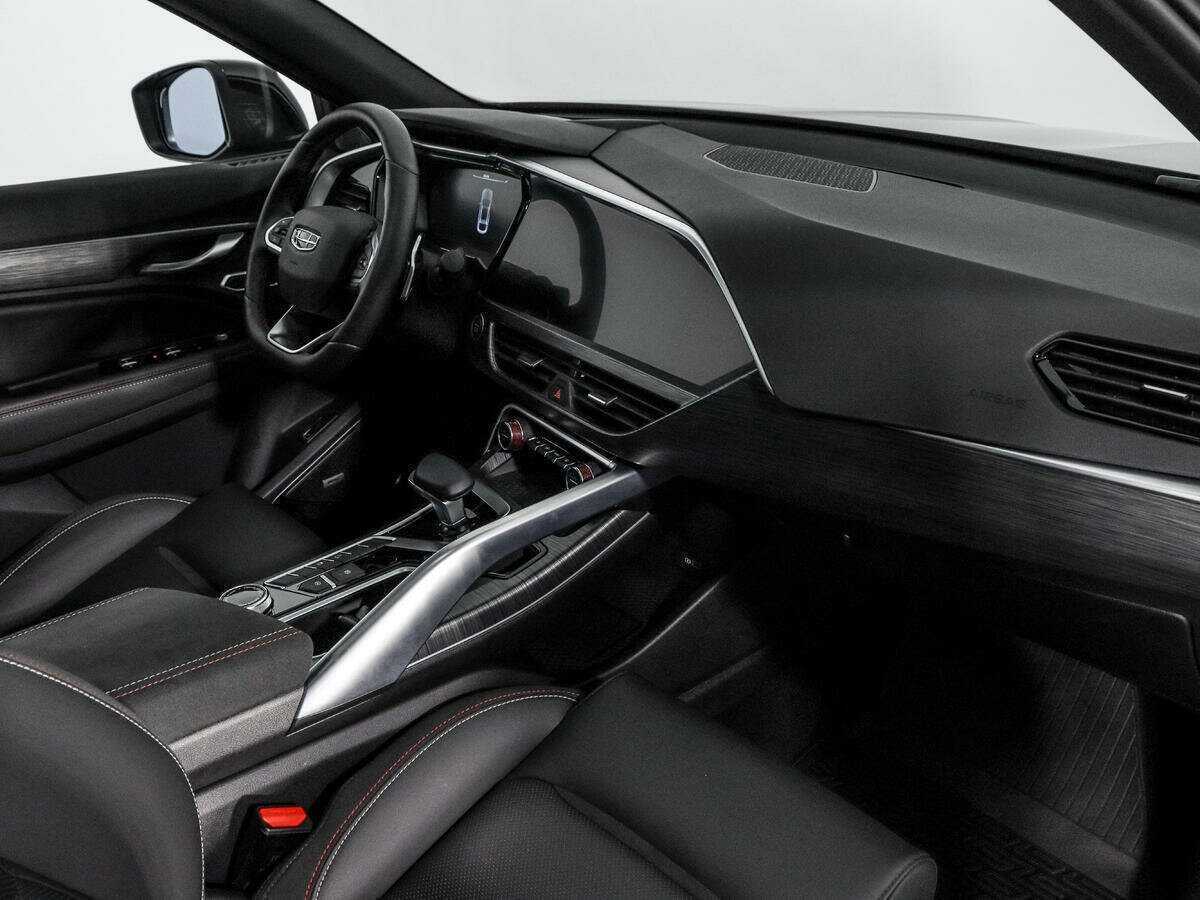 Geely Tugella, 2023 Фото №14