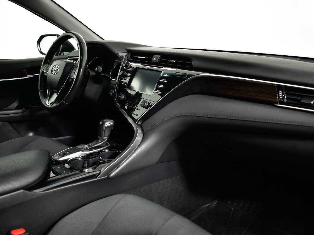 Toyota Camry, 2021 Фото №9