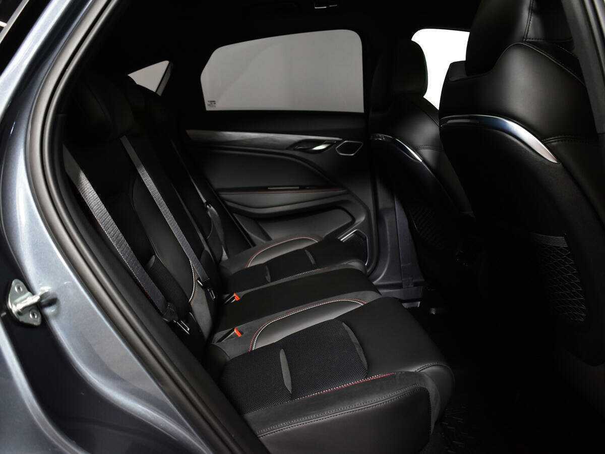 Geely Tugella, 2023 Фото №8