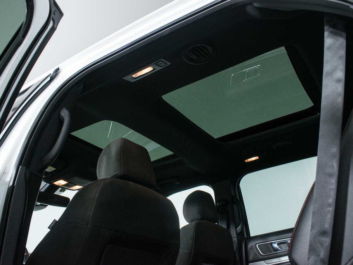 Ford Explorer, 2016 Фото №12