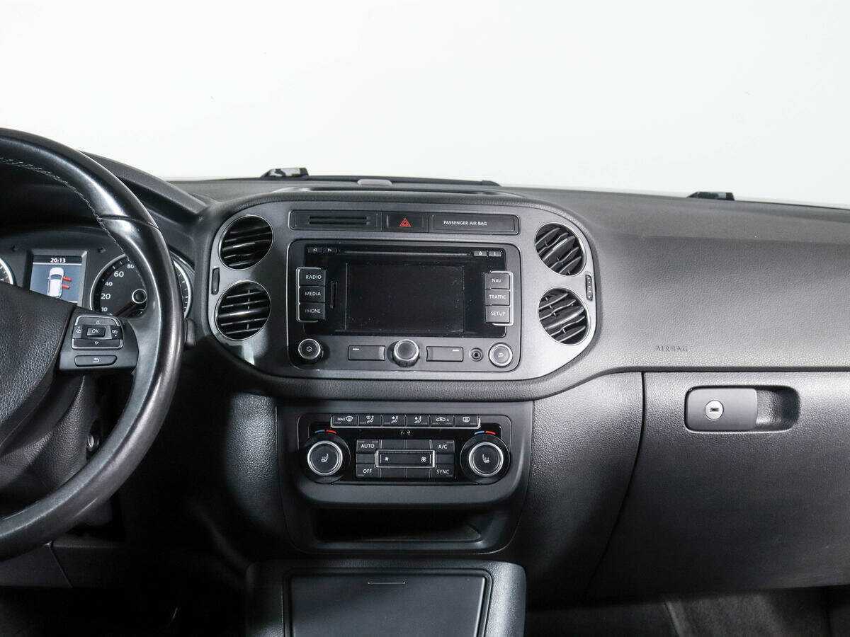 Volkswagen Tiguan, 2012 Фото №11