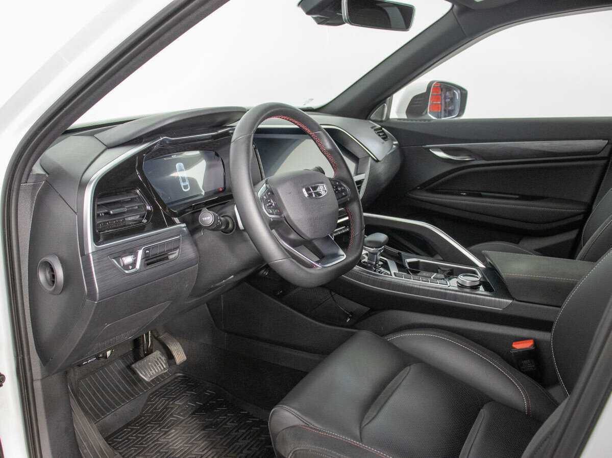 Geely Tugella, 2023 Фото №10