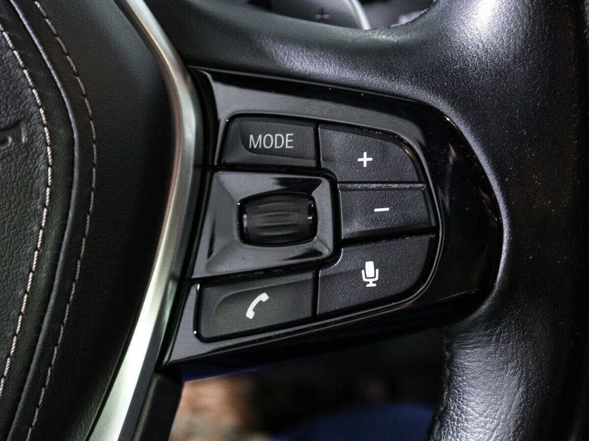 BMW 5 серии 520d, 2019 Фото №18