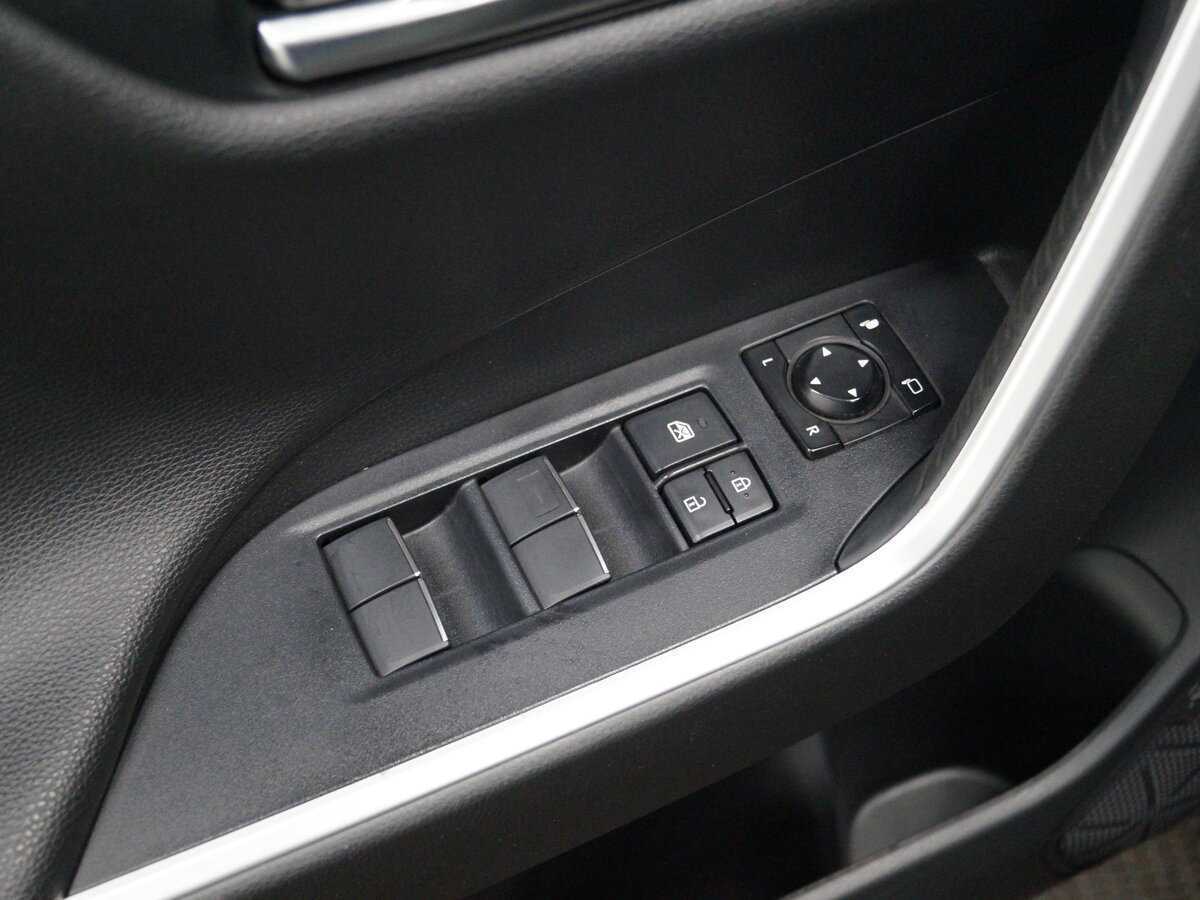 Toyota RAV4, 2020 Фото №21