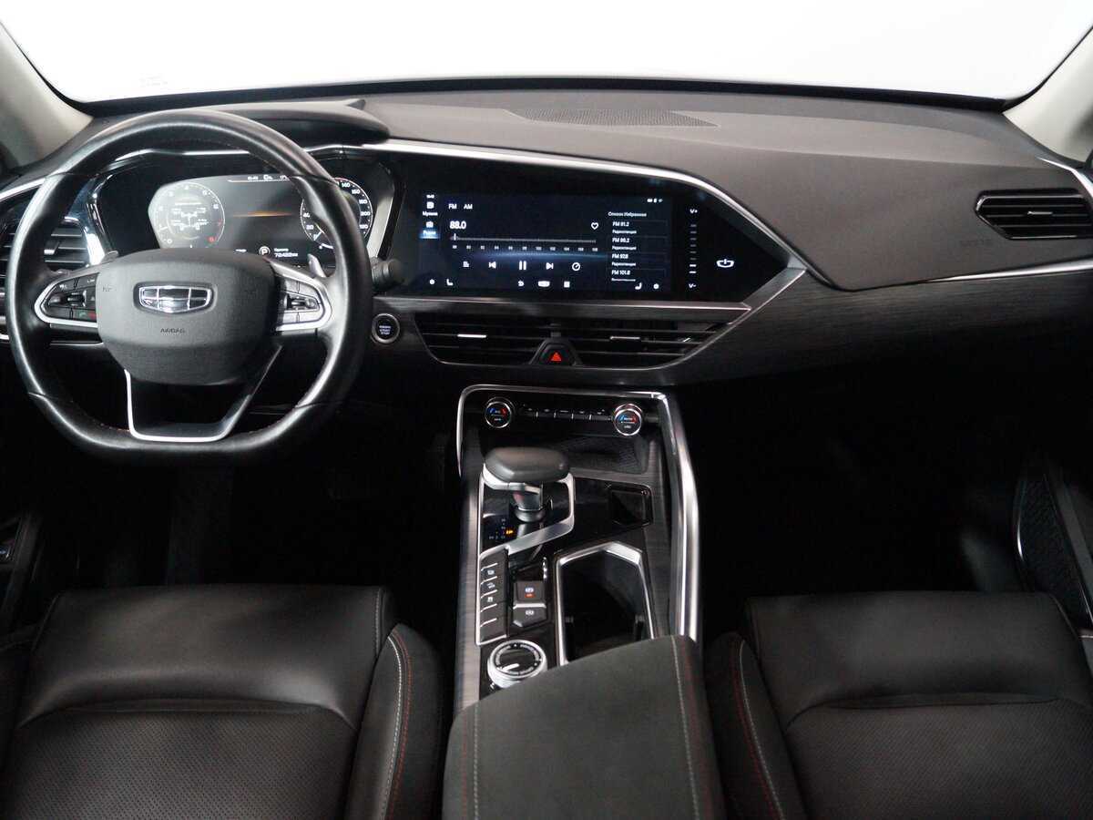 Geely Tugella, 2021 Фото №11