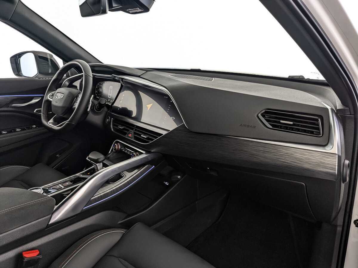 Geely Tugella, 2023 Фото №9