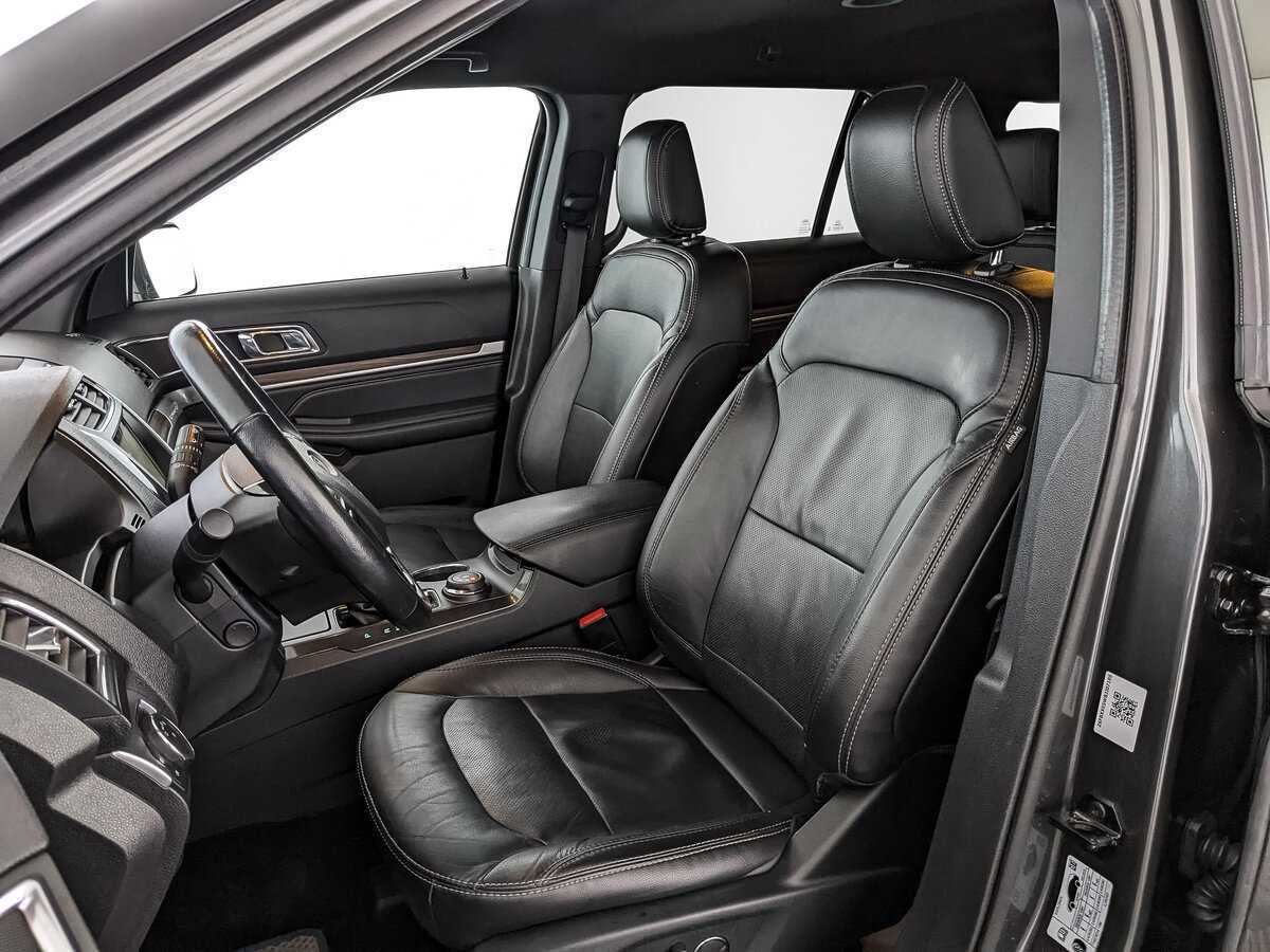 Ford Explorer, 2018 Фото №15